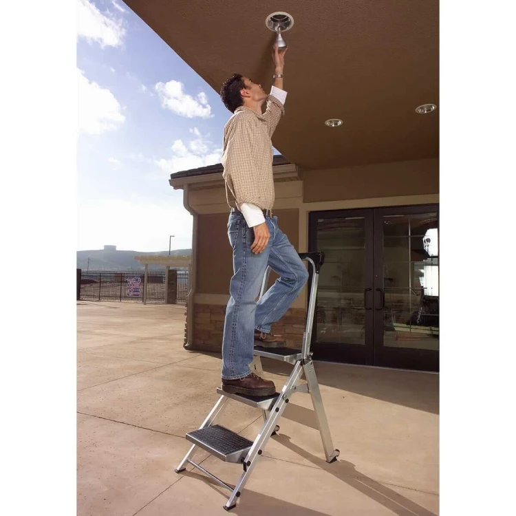 Safety-Step-Lifestyle.jpg