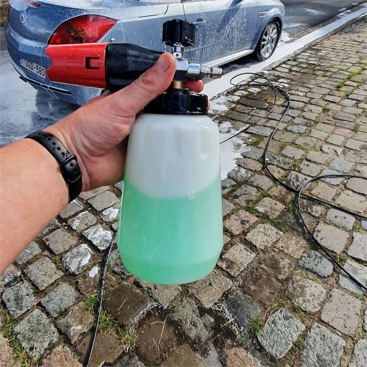 professional-foam-cannon-car-wash11547600639.webp