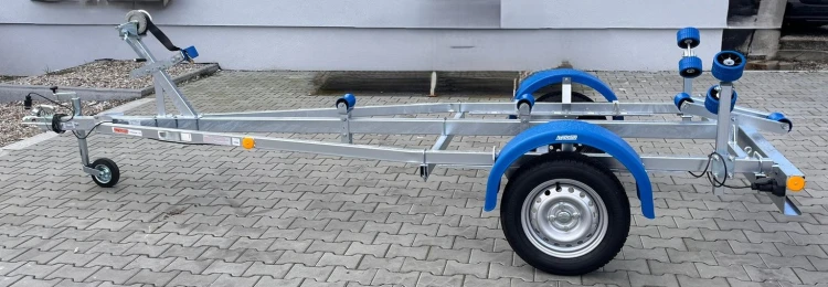 pol_pl_GN034-Neptun-N7-17-navy-Przyczepa-do-transportu-lodzi-do-5-5m-DMC-750kg-2307_5.jpg
